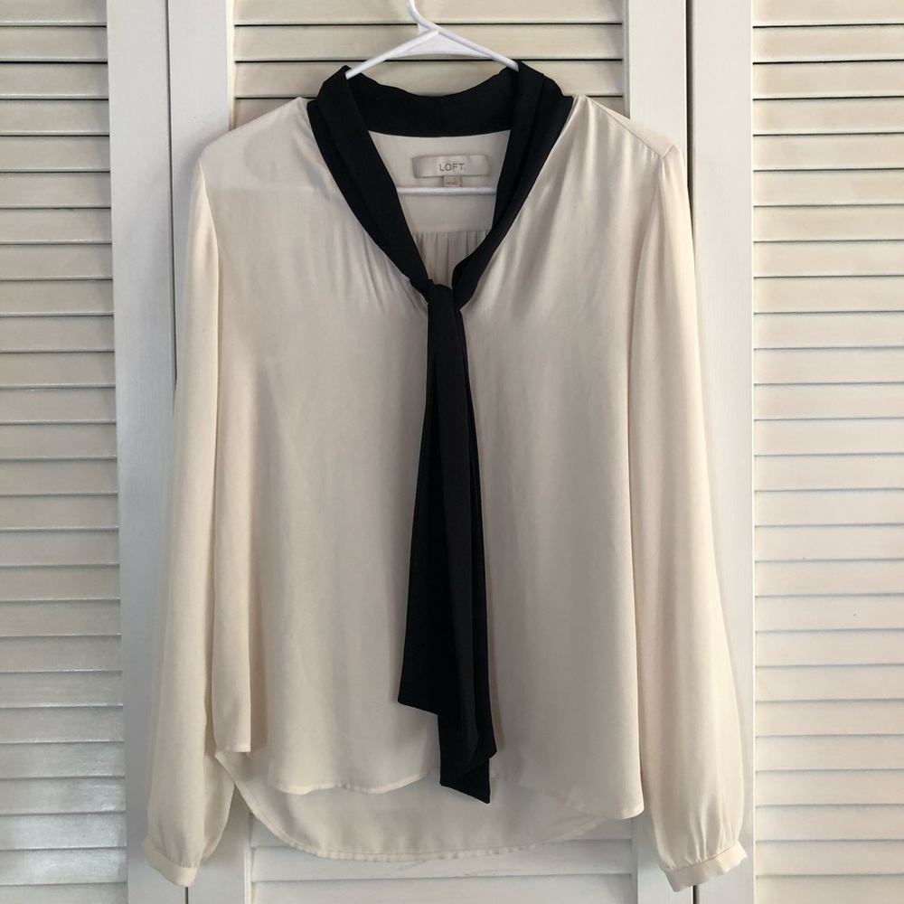 LOFT XXS off white Blouse with front tie bow